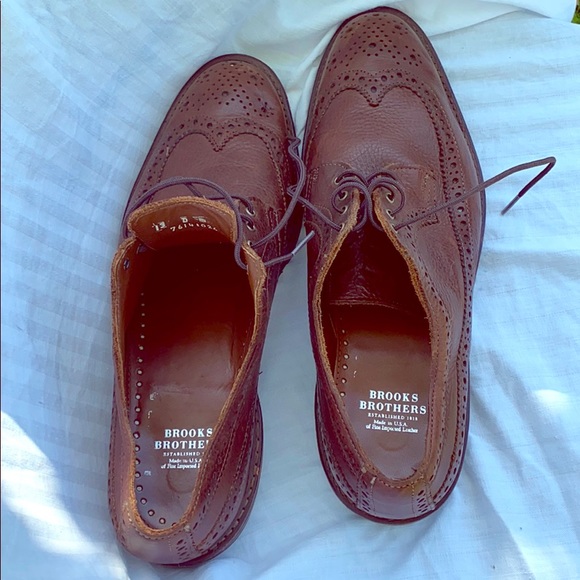 brooks leather shoes
